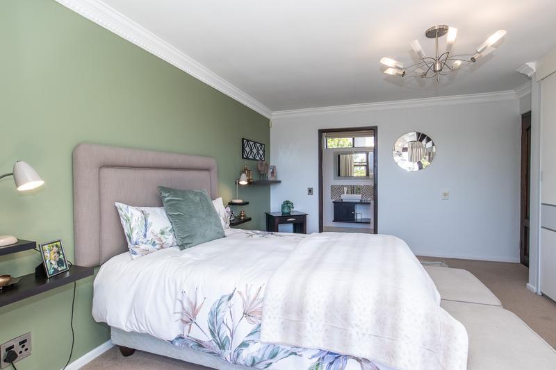 3 Bedroom Property for Sale in Stonehurst Mountain Estate Western Cape